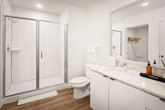 Luxury 1bedroom 1bath With Balcony Midtown * Phoenix